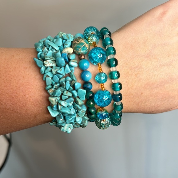 Turquoise Blue Beaded Western Costume Jewelry Bracelets - Picture 3 of 3